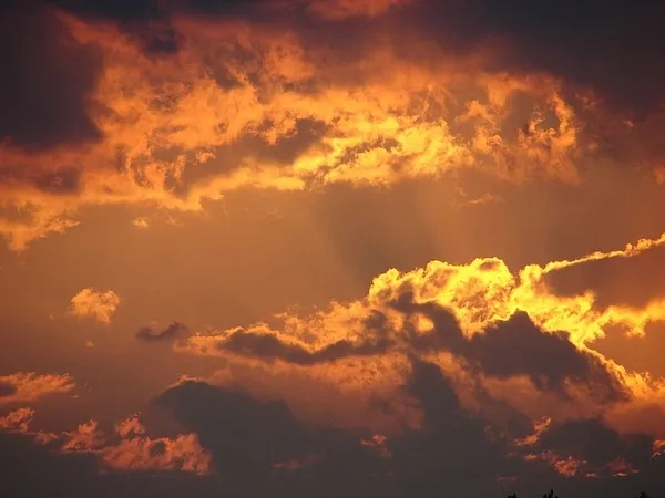 User submitted picture: Orange Storm